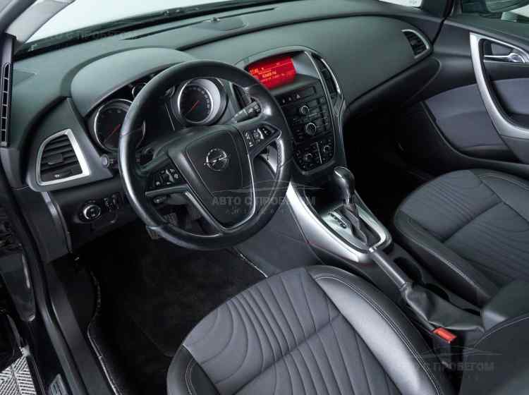 Opel Astra J Рестайлинг