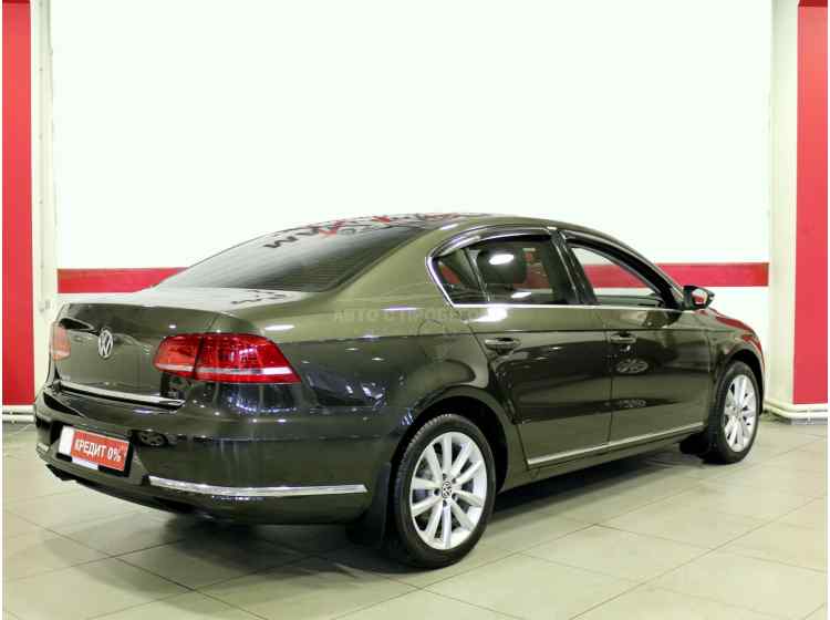 Volkswagen Passat B7