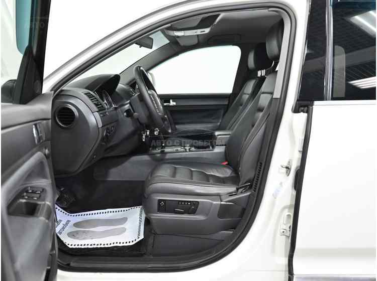 Volkswagen Touareg I Рестайлинг