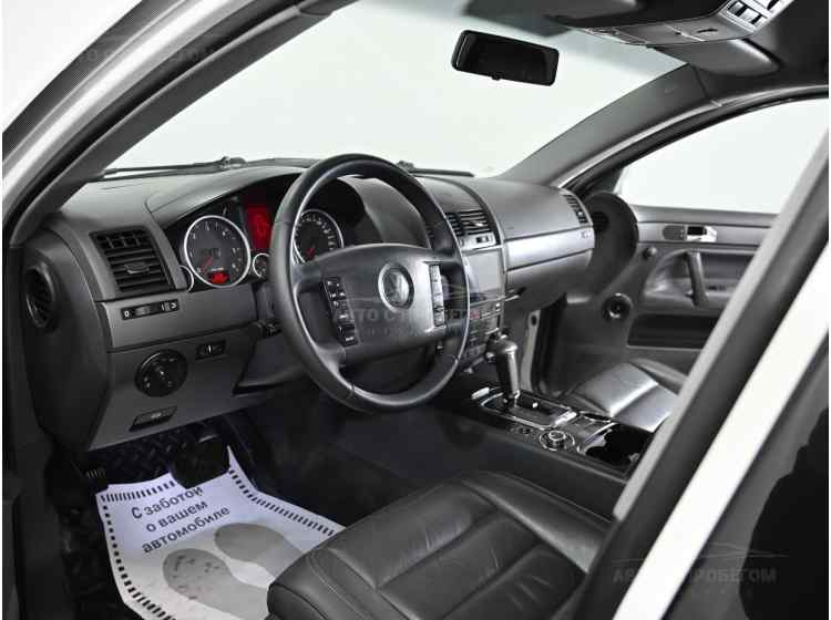 Volkswagen Touareg I Рестайлинг