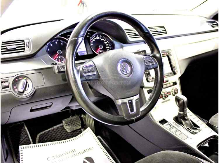 Volkswagen Passat B7