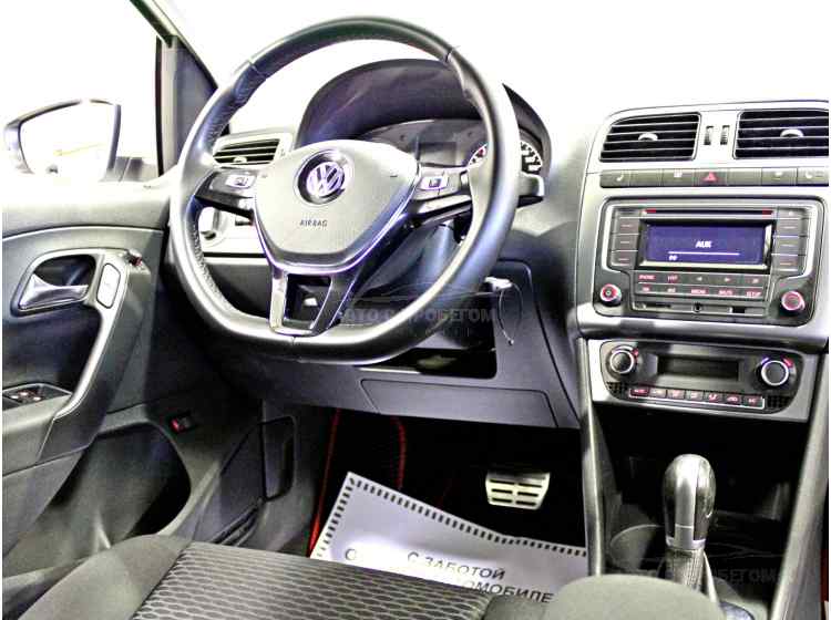 Volkswagen Polo V Рестайлинг