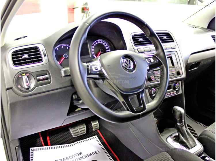 Volkswagen Polo V Рестайлинг