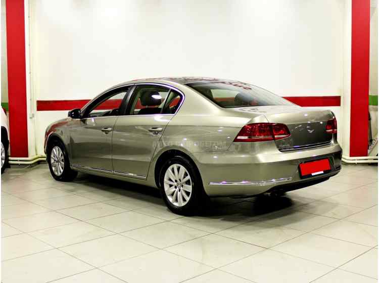 Volkswagen Passat B7