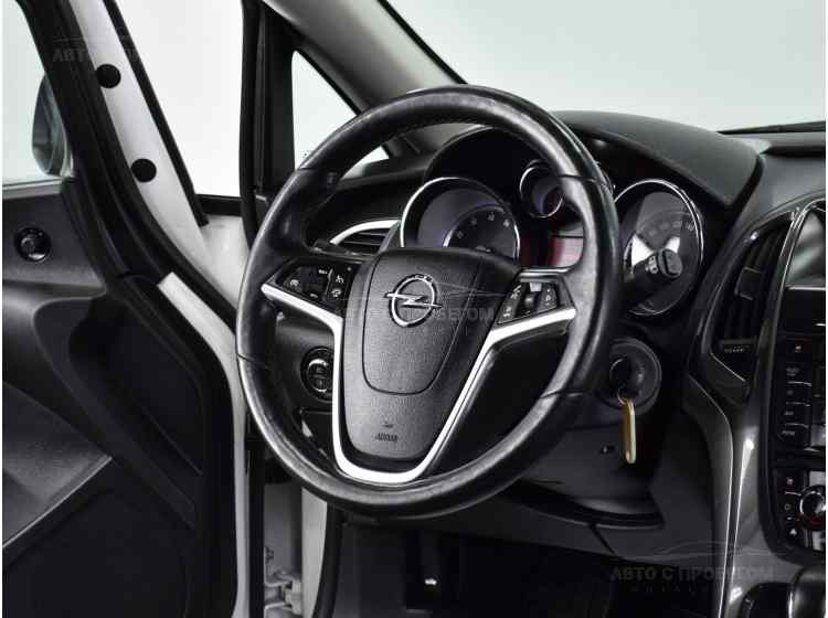 Opel Astra J Рестайлинг