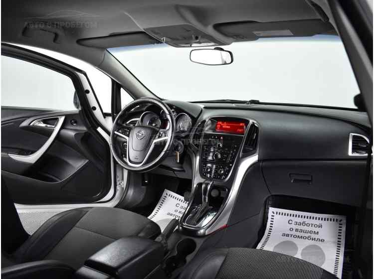 Opel Astra J Рестайлинг