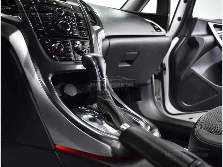 Opel Astra J Рестайлинг