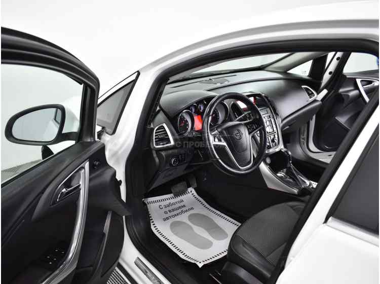 Opel Astra J Рестайлинг