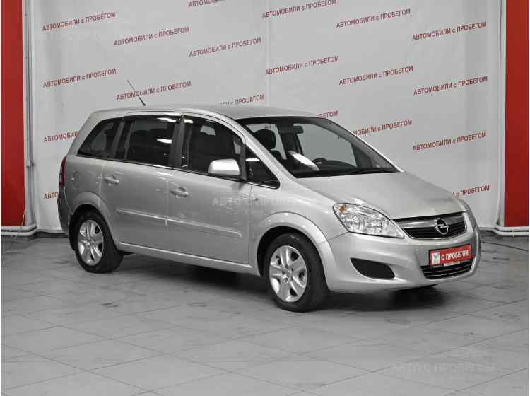 Opel Zafira B Рестайлинг