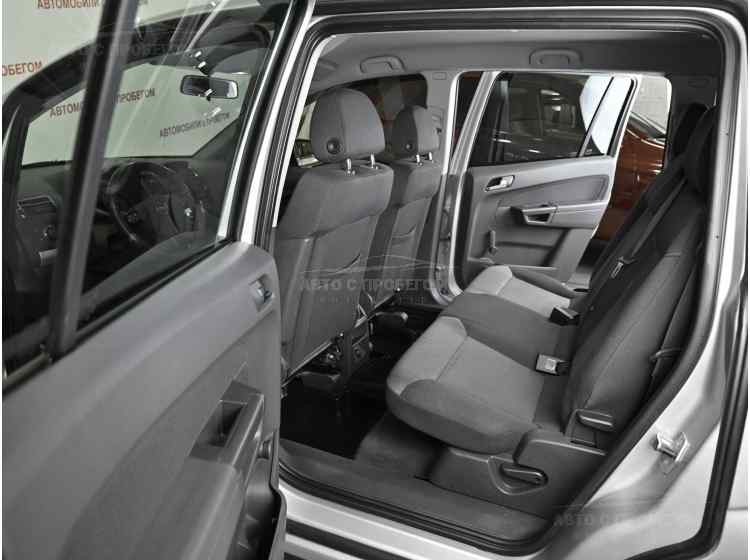 Opel Zafira B Рестайлинг