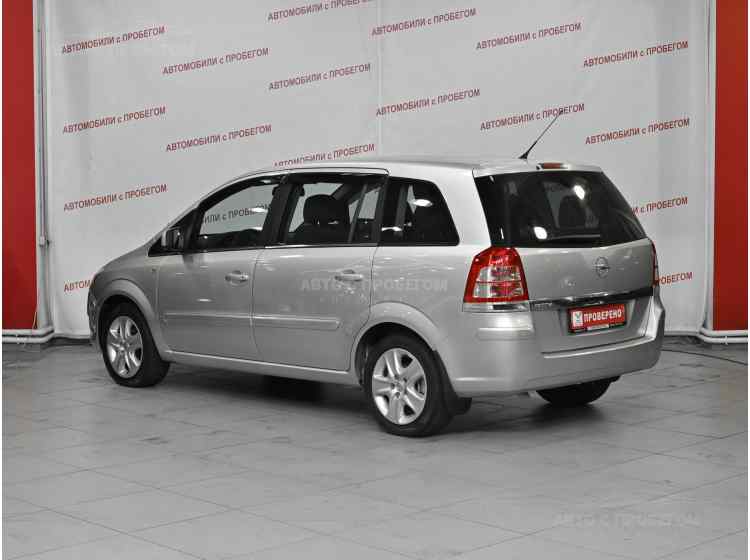 Opel Zafira B Рестайлинг