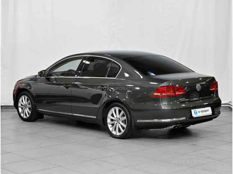 Volkswagen Passat B7