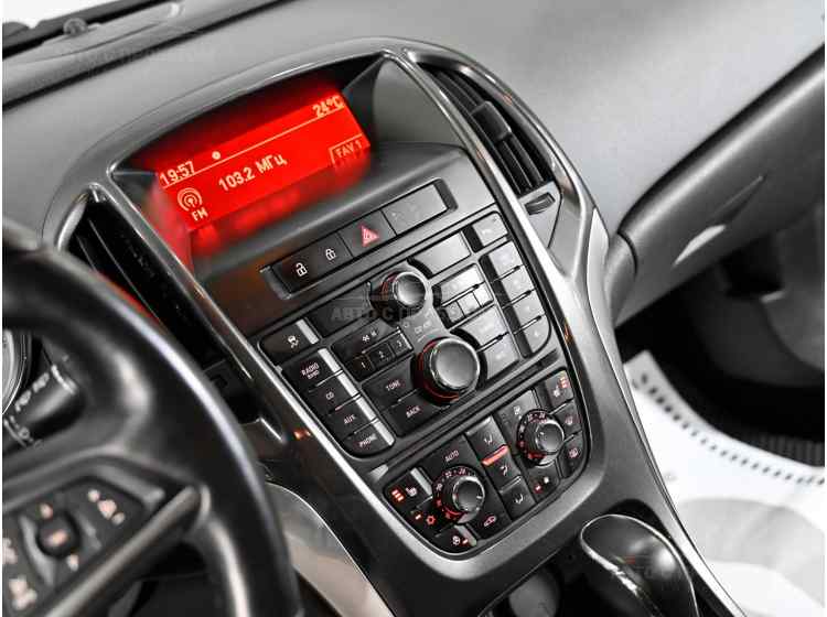 Opel Astra J Рестайлинг