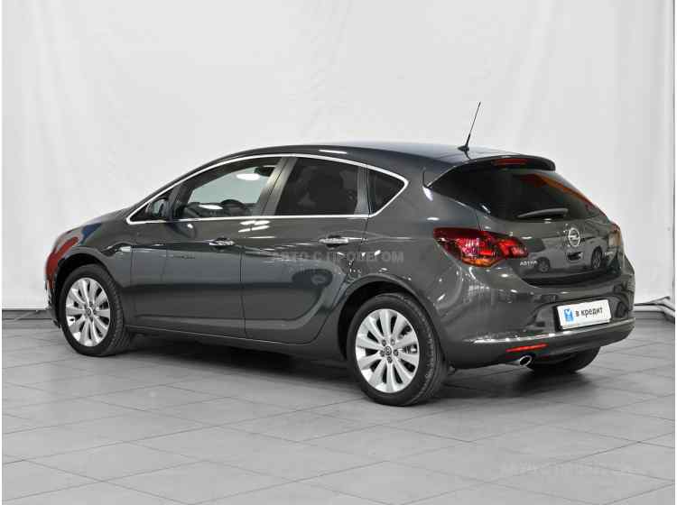 Opel Astra J Рестайлинг