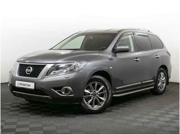 Nissan Pathfinder IV