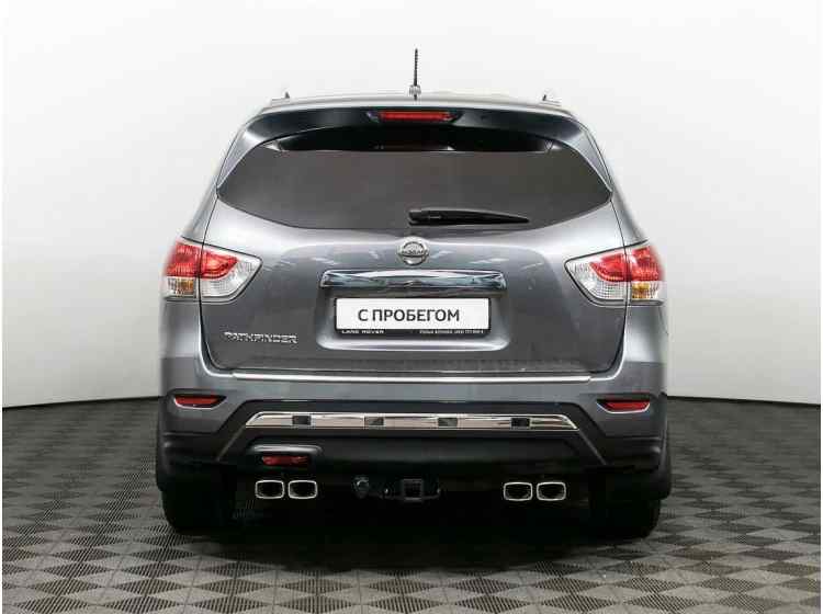 Nissan Pathfinder IV