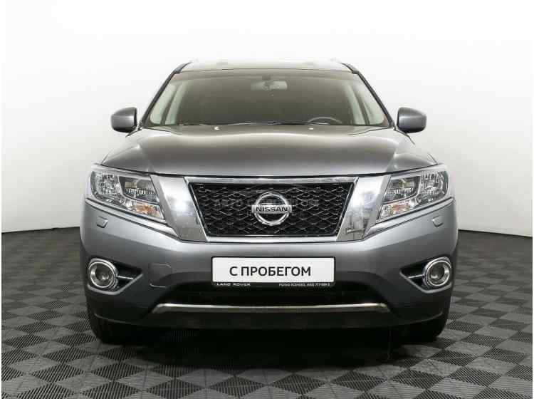 Nissan Pathfinder IV