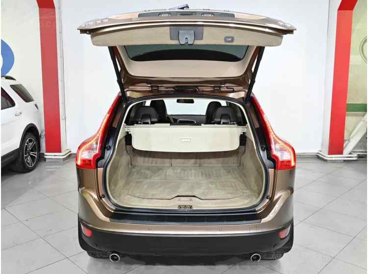 Volvo XC60 I