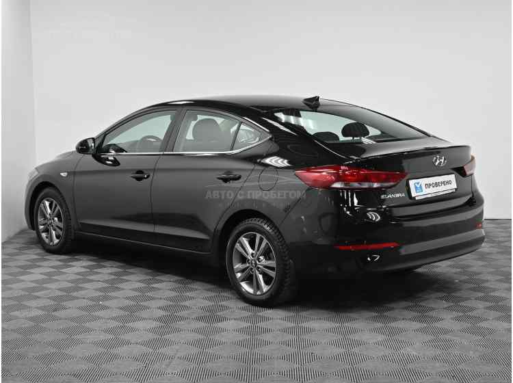 Hyundai Elantra VI (AD)