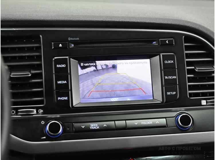 Hyundai Elantra VI (AD)