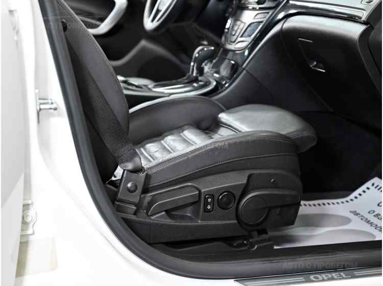 Opel Insignia I Рестайлинг