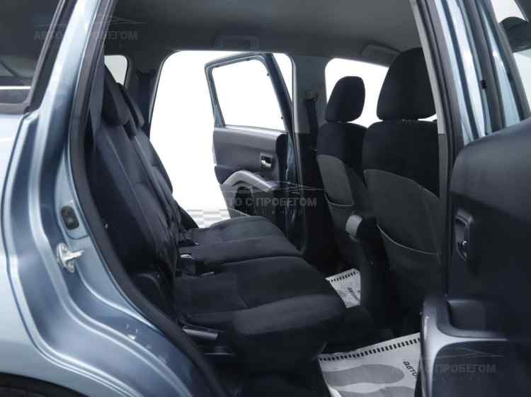 Mitsubishi Outlander II