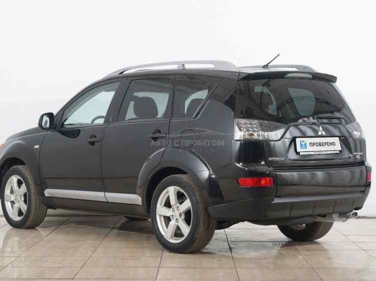 Mitsubishi Outlander II