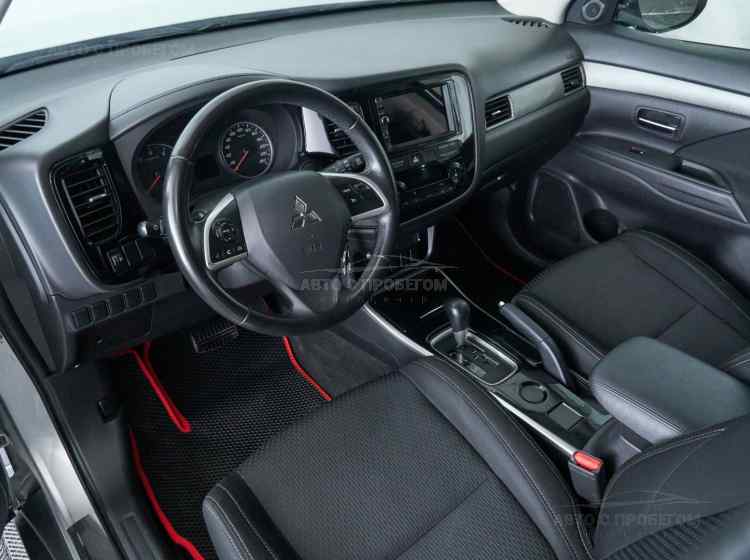 Mitsubishi Outlander III Рестайлинг