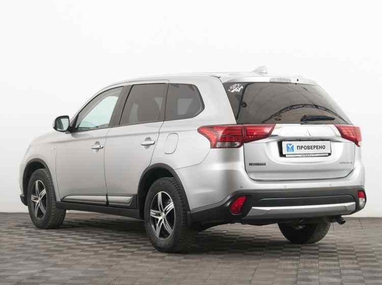 Mitsubishi Outlander III Рестайлинг