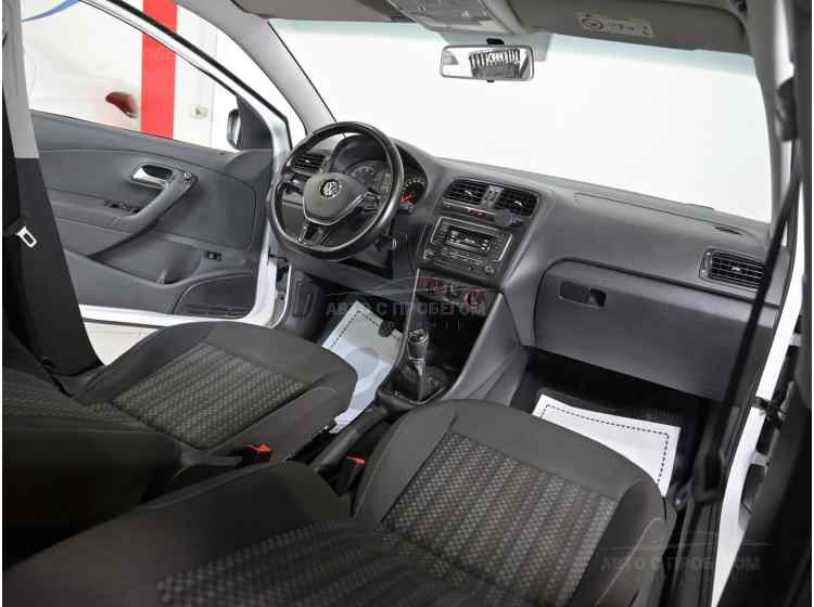 Volkswagen Polo V Рестайлинг