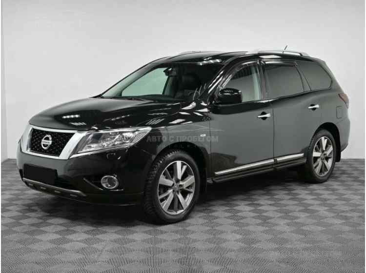 Nissan Pathfinder IV