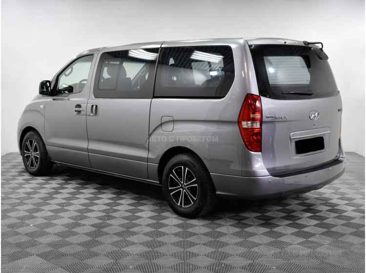 Hyundai Grand Starex I