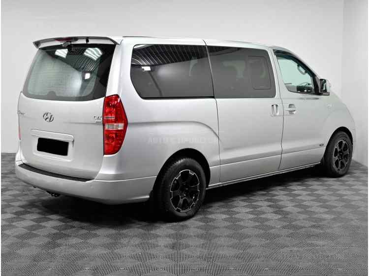 Hyundai Grand Starex I