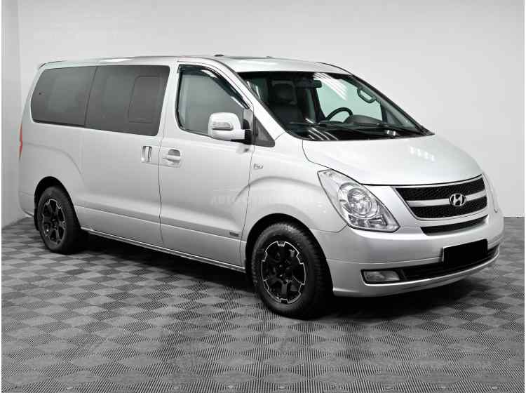 Hyundai Grand Starex I