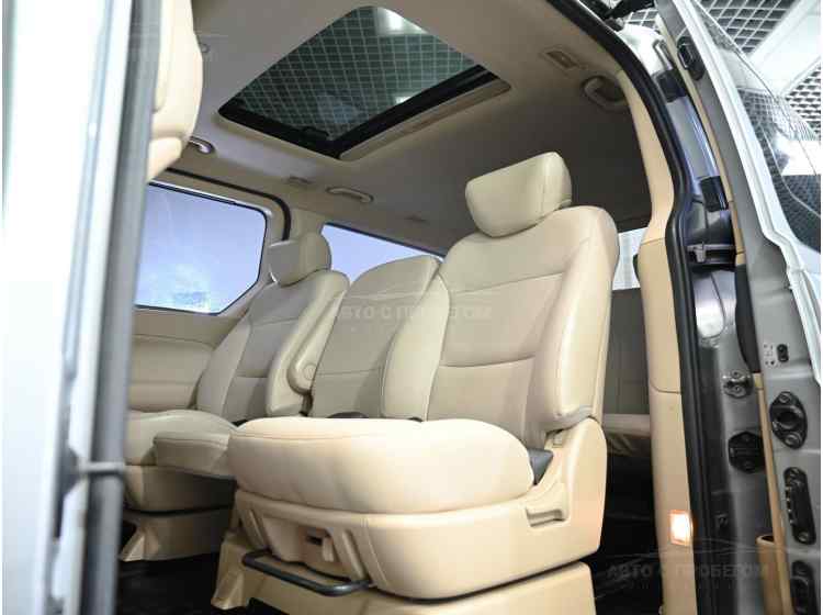 Hyundai Grand Starex I