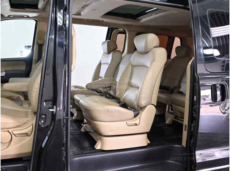 Hyundai Grand Starex I