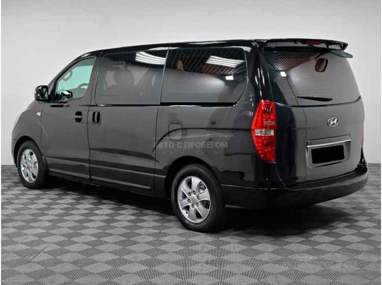 Hyundai Grand Starex I