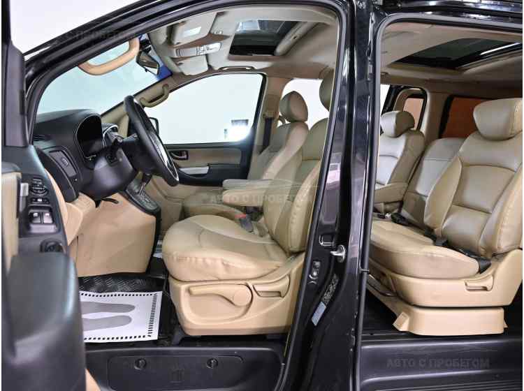 Hyundai Grand Starex I