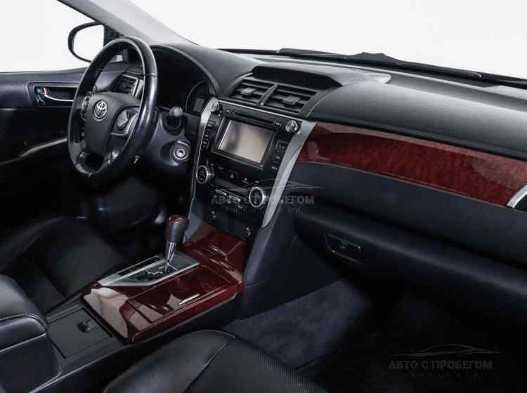 Toyota Camry VII (XV50)