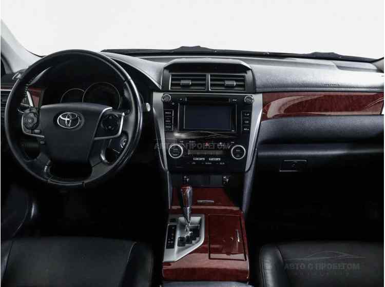 Toyota Camry VII (XV50)