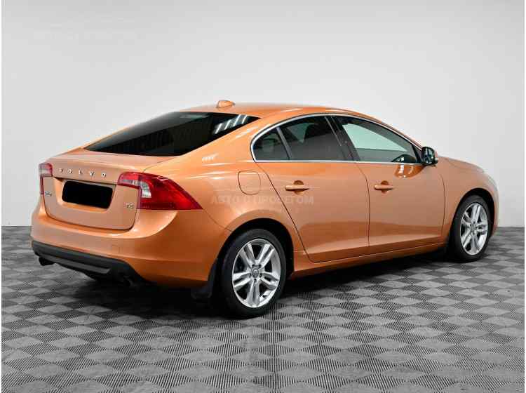 Volvo S60 II