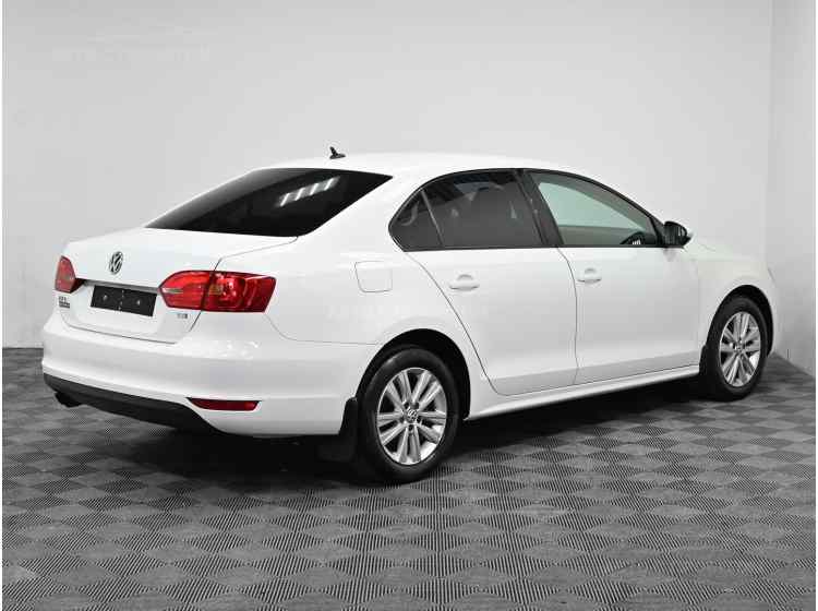 Volkswagen Jetta VI