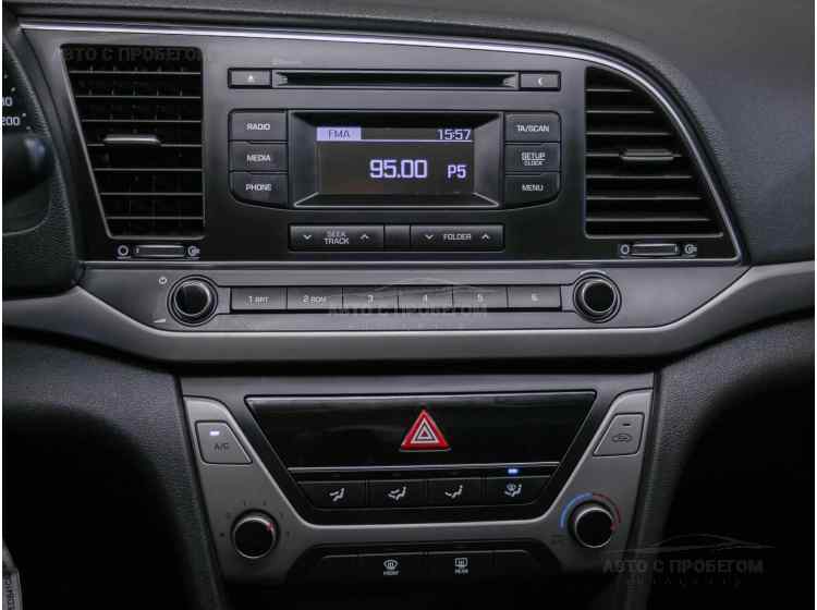 Hyundai Elantra VI (AD)