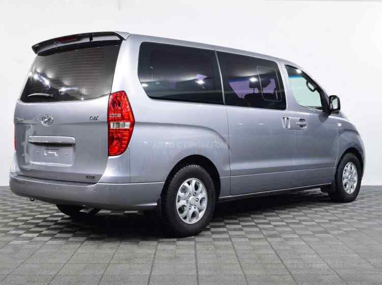 Hyundai Grand Starex I