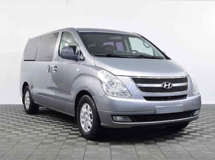 Hyundai Grand Starex I