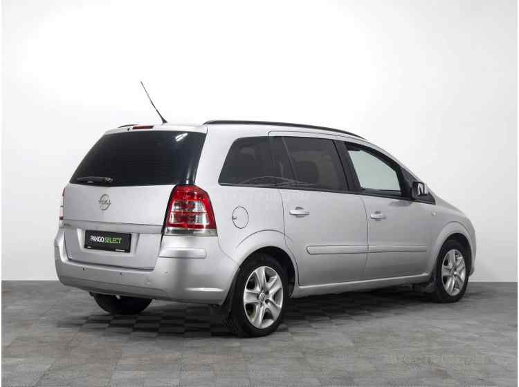 Opel Zafira B Рестайлинг
