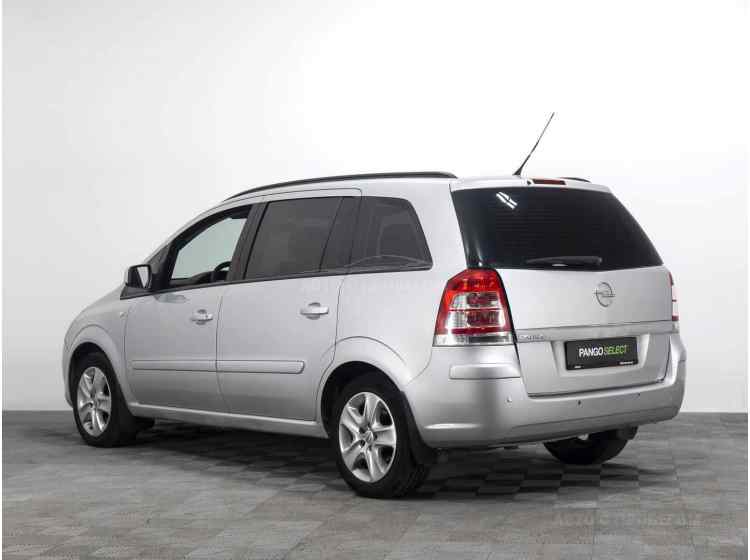 Opel Zafira B Рестайлинг
