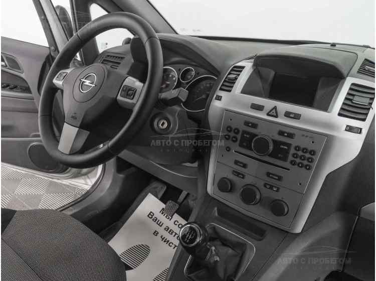 Opel Zafira B Рестайлинг