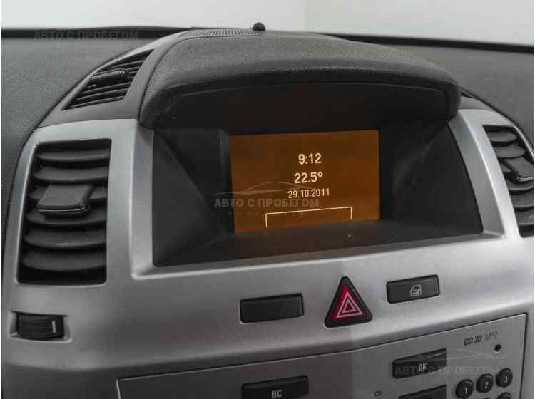 Opel Zafira B Рестайлинг