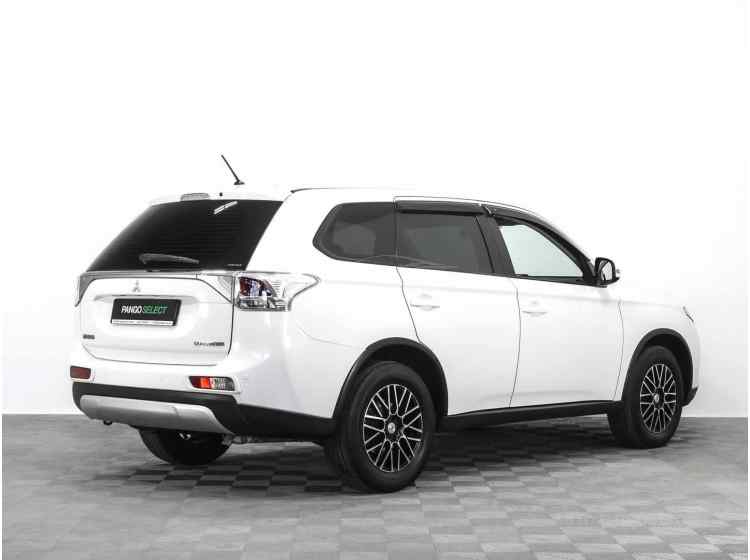 Mitsubishi Outlander III Рестайлинг